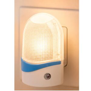 Abajur de Tomada Luminária Led Sensor Presença Bivolt
